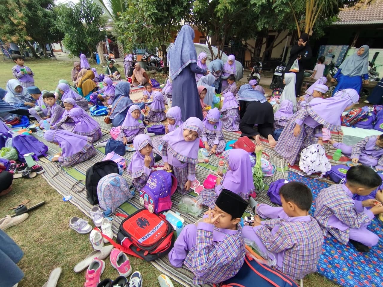 Kegiatan kebersamaan anak-anak TK Nurul Islam
